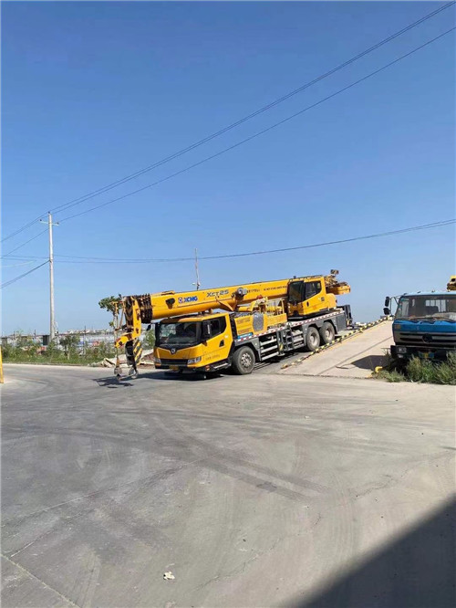 梨树县吊车作业时，可能会产生哪些额外收费项目？