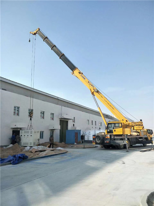 梨树县“超载就喊停”—— 吊车的 “重量保镖” 技术